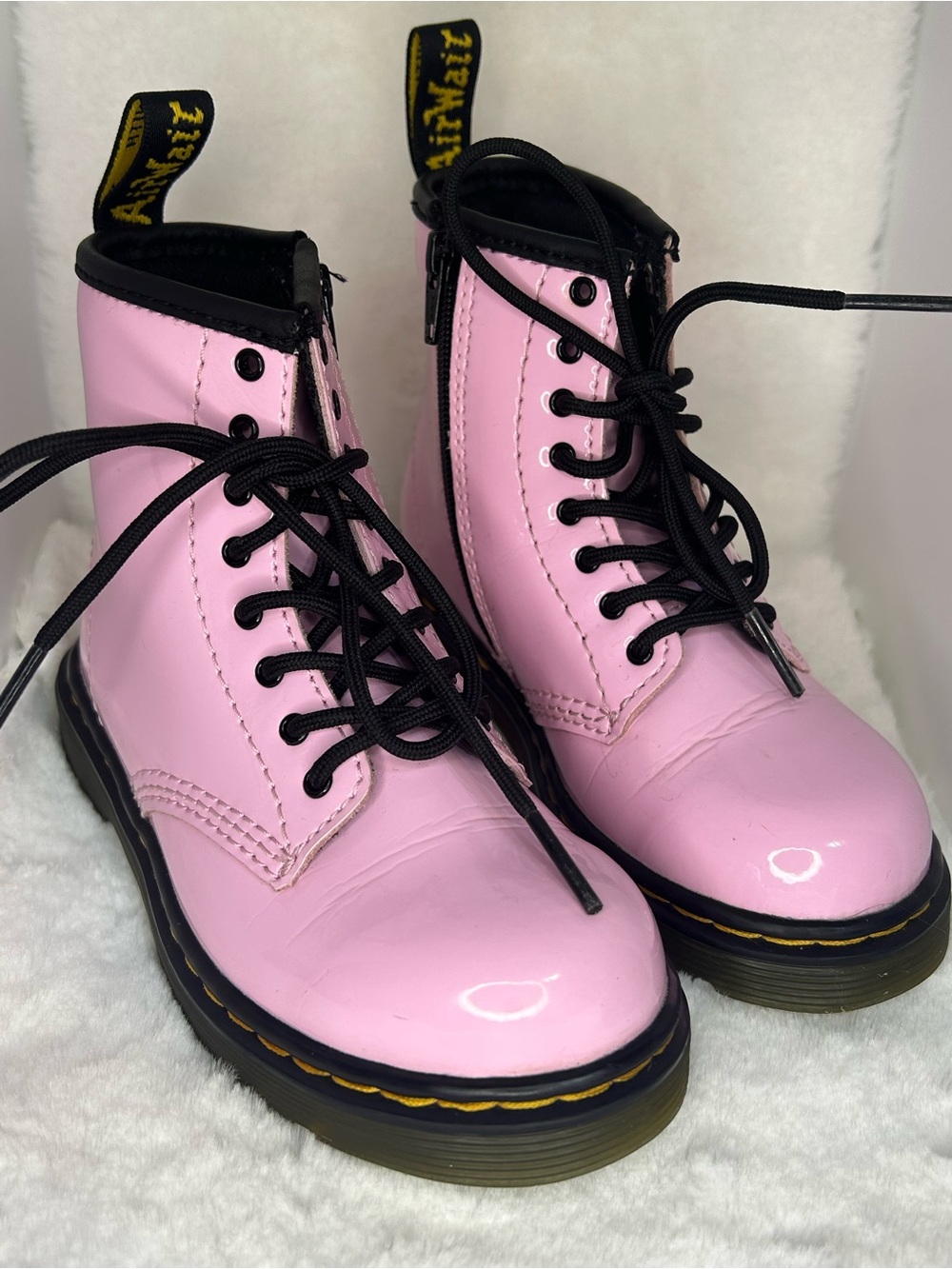 PINK PATENT DR MARTENS
